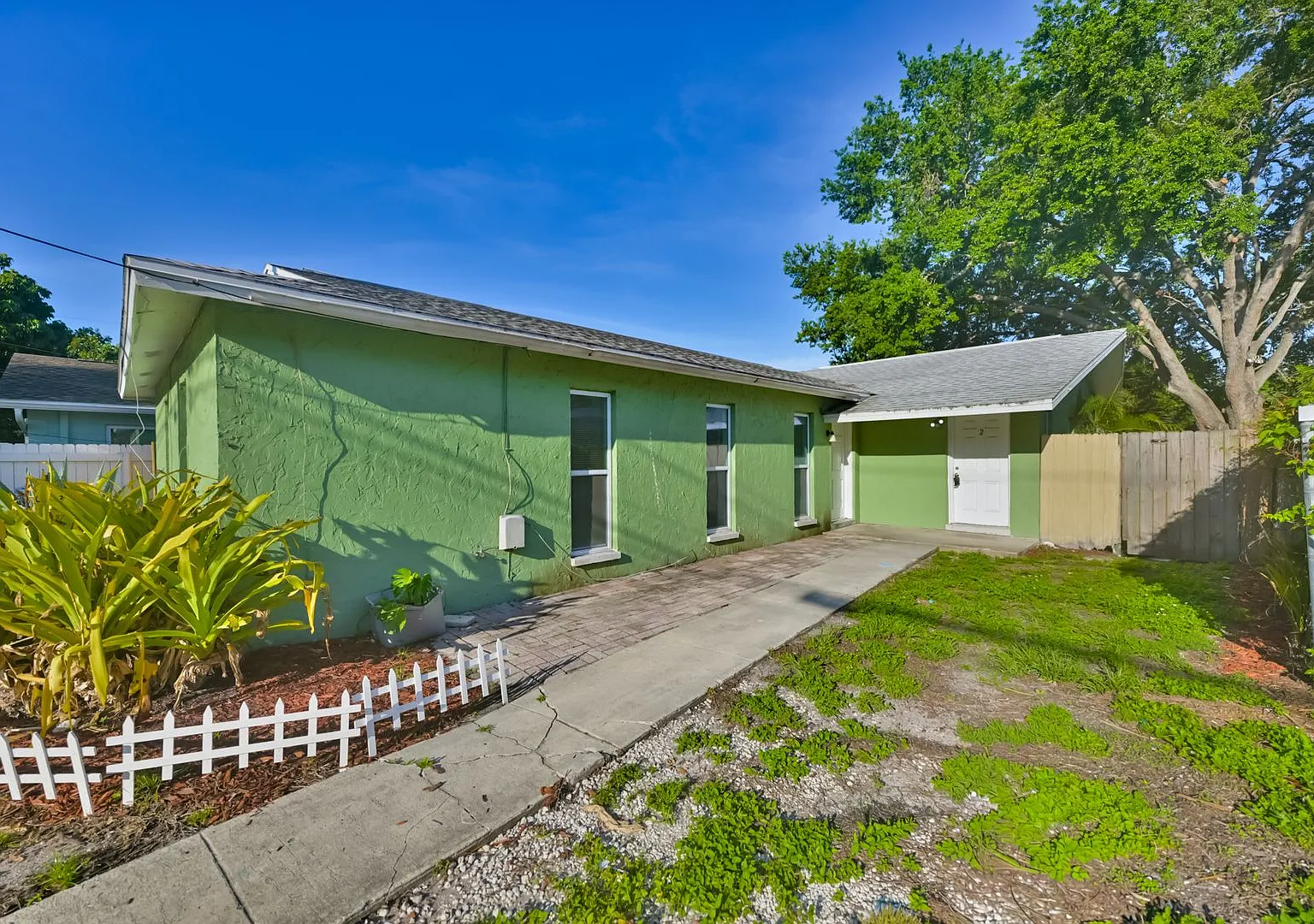 2BR/1BA Duplex with Fenced Yard - Clearwater — Photo 3