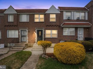 6590 W Walnut Park Dr, Philadelphia, PA 19120