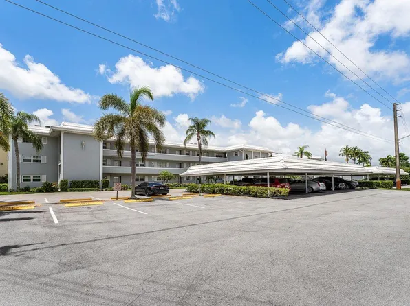 157 Atlantis Boulevard #301, Atlantis, FL 33462