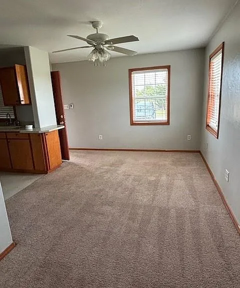 5025 W Lakeview Rd — Photo 2