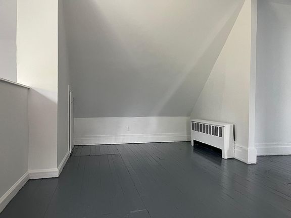 4th image of 126 N Columbus Ave #3