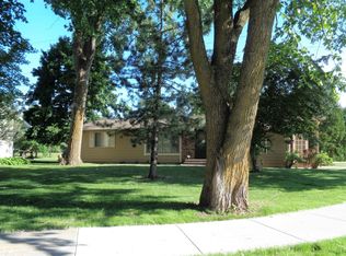 1441 Maricopa Dr, Oshkosh, WI 54904