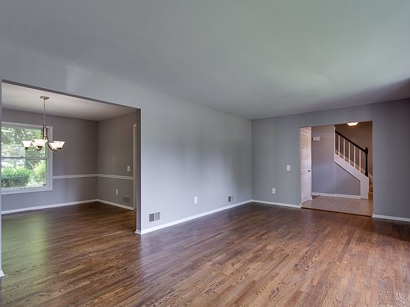 4th image of 12613 N Stable House Ct