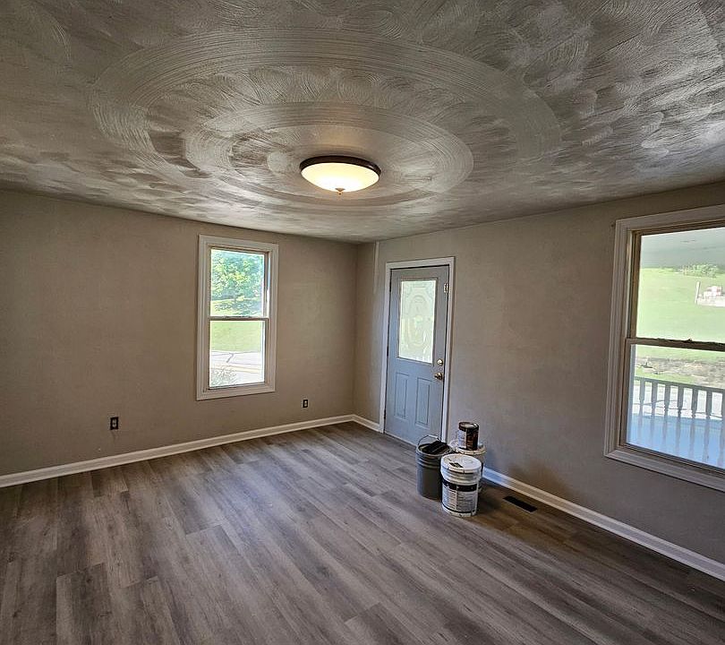 1st image of 2025 Main St