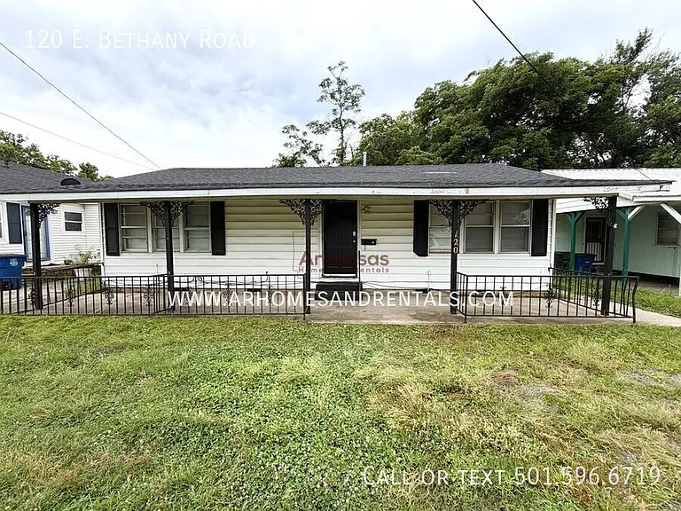120 E Bethany Rd — Photo 1