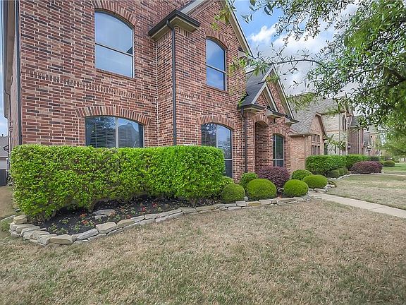 3rd image of 14013 Valley Mills Dr
