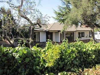 1st image of 40960 Ferreira Pl