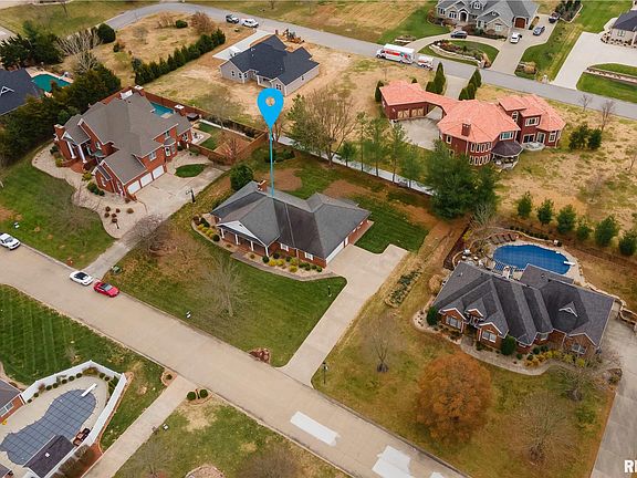 3rd image of 2205 Steeplechase Dr