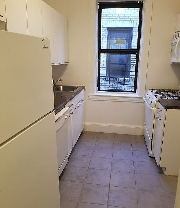 1st image of 3518 95th St APT 5B