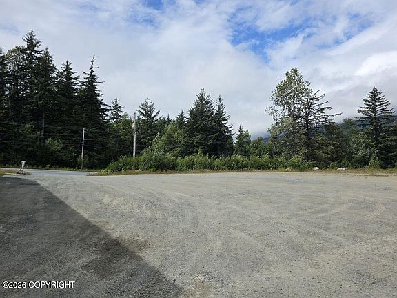 5th image of 9 3rd Ave