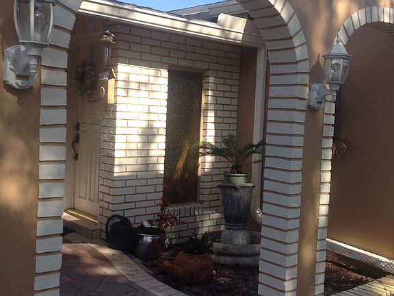 3rd image of 5290 SW 89th Ave