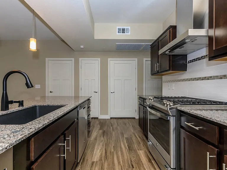 C1 1253 SQ FT 3 Bed 2 Bath