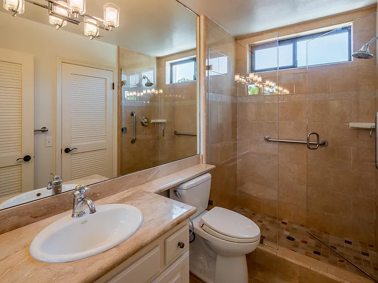 Upstairs bathroom