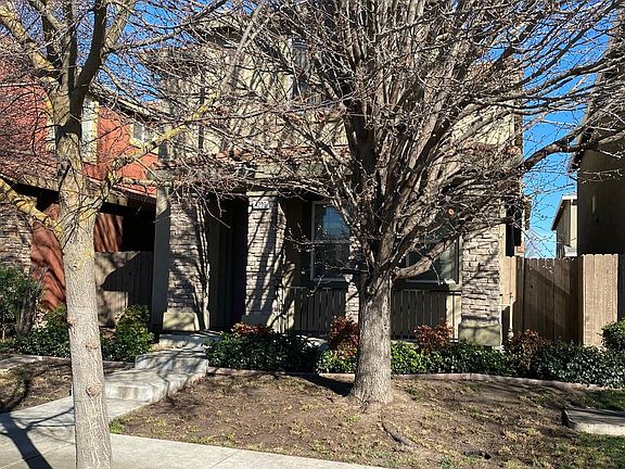 4th image of 4230 Natomas Central Dr