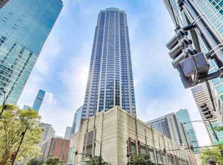 512 N McClurg Ct APT 1704, Chicago, IL 60611