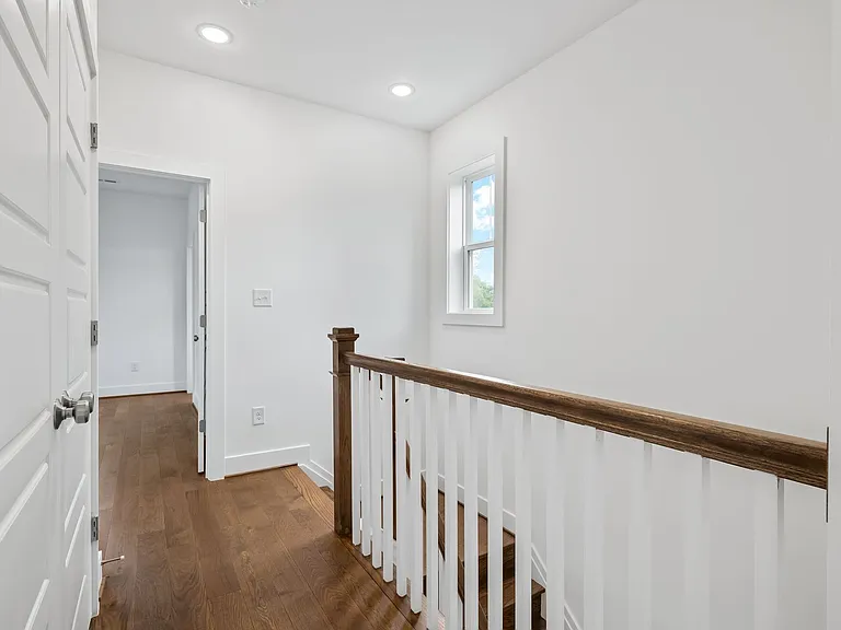 504 1/2 Cheatwood Ave — Photo 19