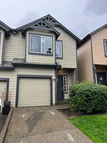 5883 SE 16th Loop Photo 1