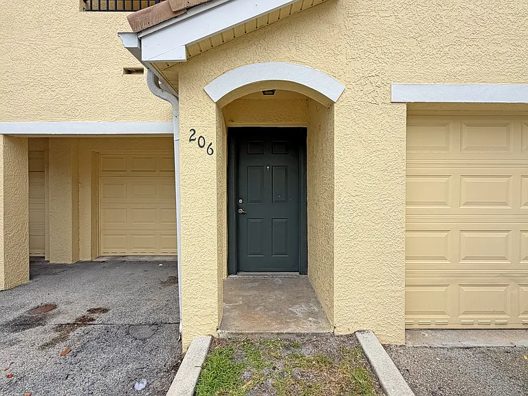 124 SW Peacock Blvd #206 — Photo 3