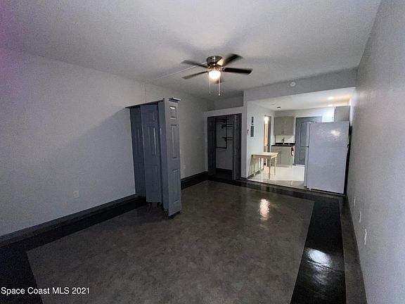 4th image of 2180 Country Club Dr APT 106