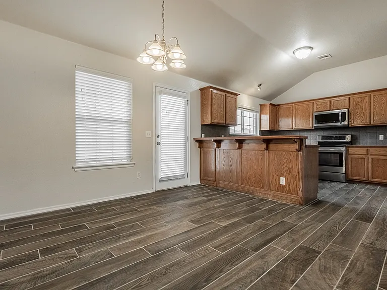 15937 Katie Ridge Dr — Photo 7