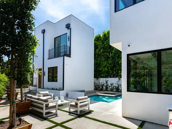 15367 Valley Vista Blvd, Sherman Oaks, CA 91403