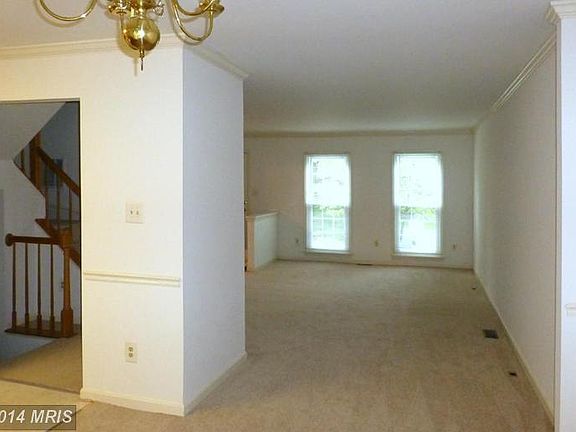 4th image of 6048 Rockton Ct