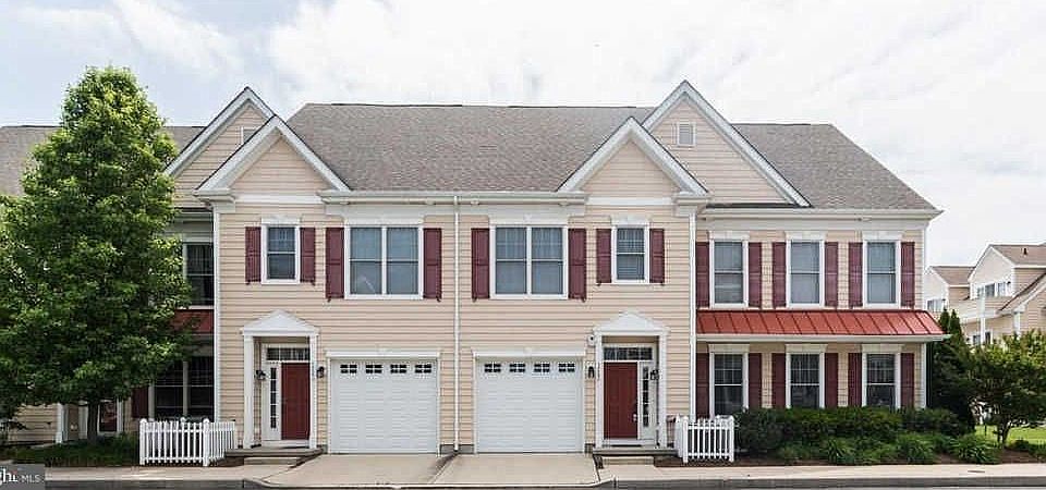 1st image of 34843 Pinehurst Way