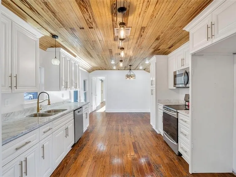 12301 Willow Dr — Photo 13