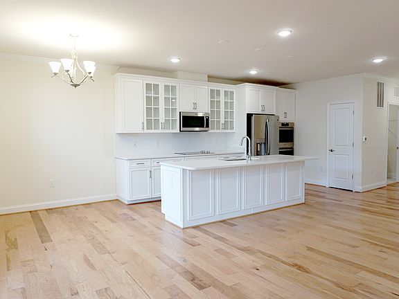 2nd image of 23631 Havelock Walk Terrace Brambleton Va #20148