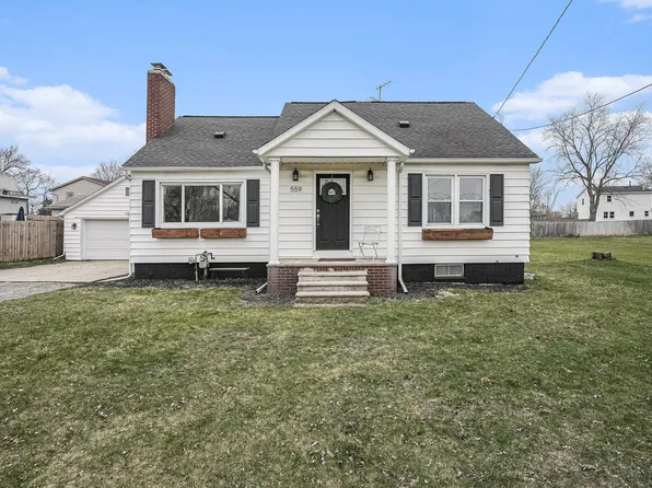 559 East St, Coopersville, MI 49404