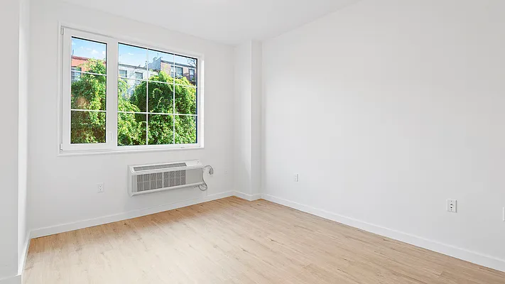 Rented by Nooklyn NYC LLC | media 19