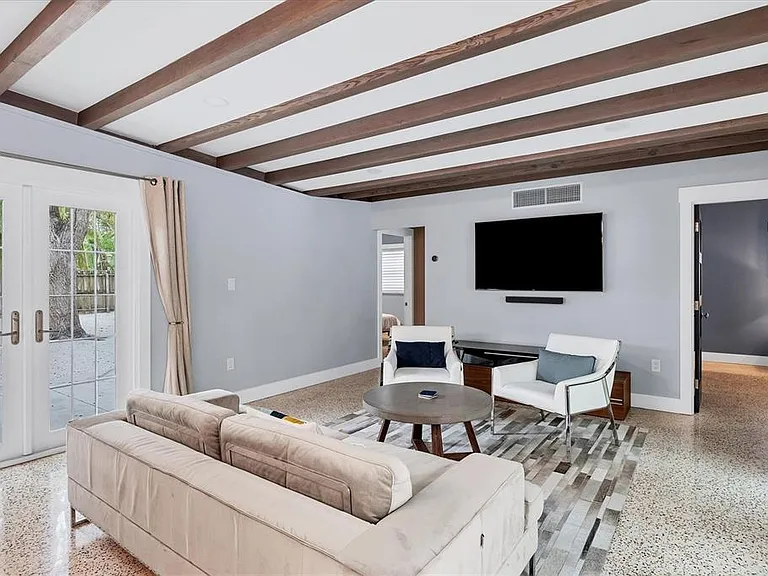 1116 Westway Dr — Photo 11