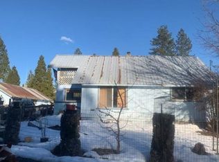 497 Red Blanket Rd, Prospect, OR 97536