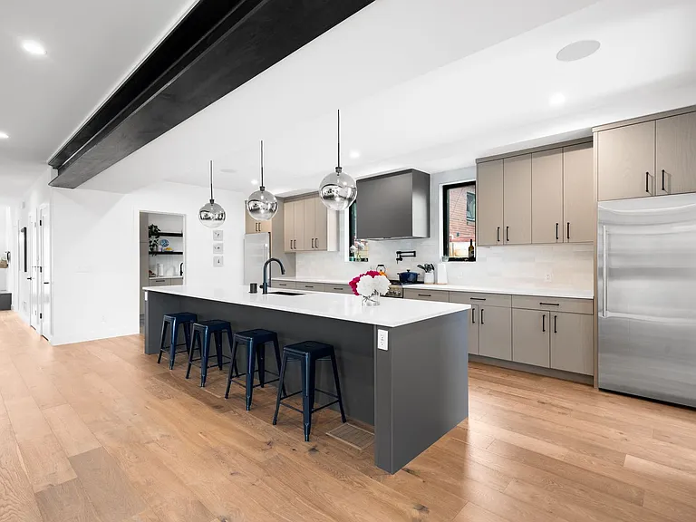 2498 Wolff St — Photo 11