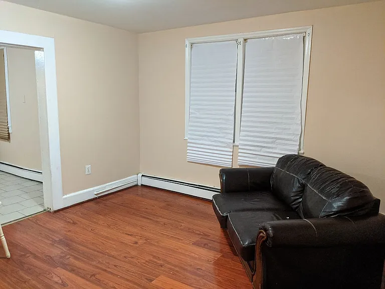 90 Cutler St — Photo 3