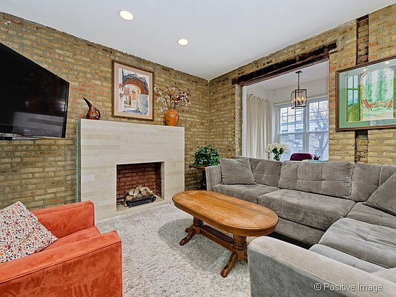 2nd image of 6164 N Winthrop Ave APT 2N