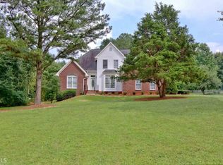 355 Castlewood Rd, Tyrone, GA 30290