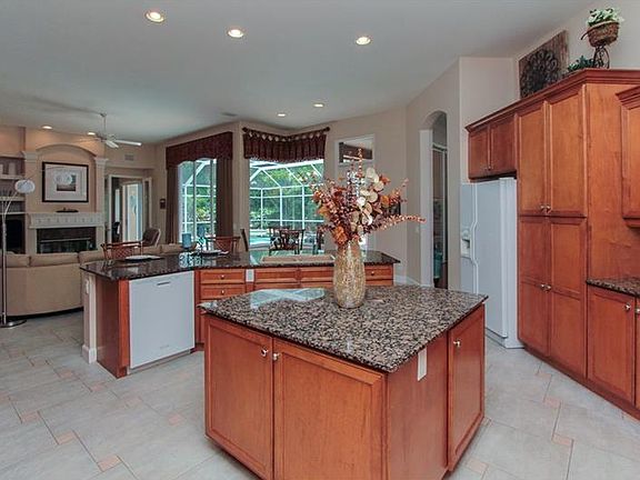 5th image of 2819 Grey Oaks Blvd
