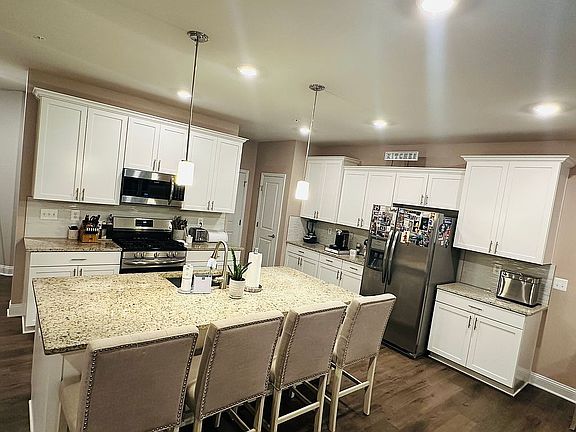 Open Spacious Kitchen 3
