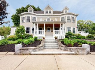 2 Benton Rd #1, Somerville, MA 02143