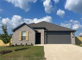 240 Idaho Ave, Farmington, AR 72730
