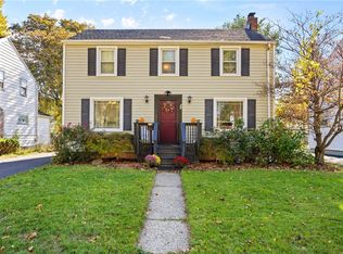 93 Burwell Rd, Rochester, NY 14617
