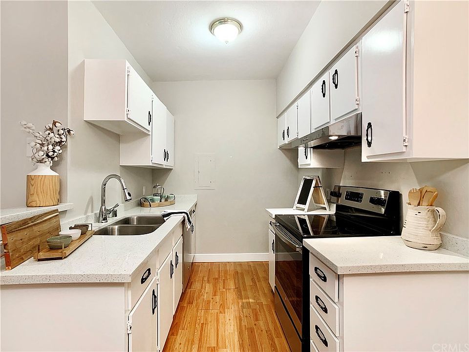 1st image of 20234 Cantara St Unit 306