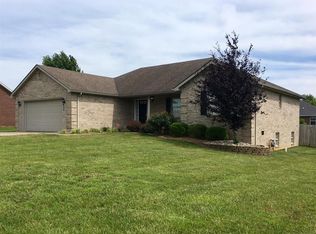 606 Hickory Ln, Elizabethtown, KY 42701