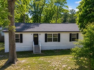 119 Middle Dr #119, Elmer, NJ 08318