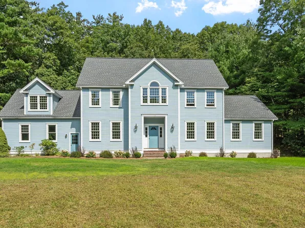 113 Patch Hill Rd, Boxboro, MA 01719