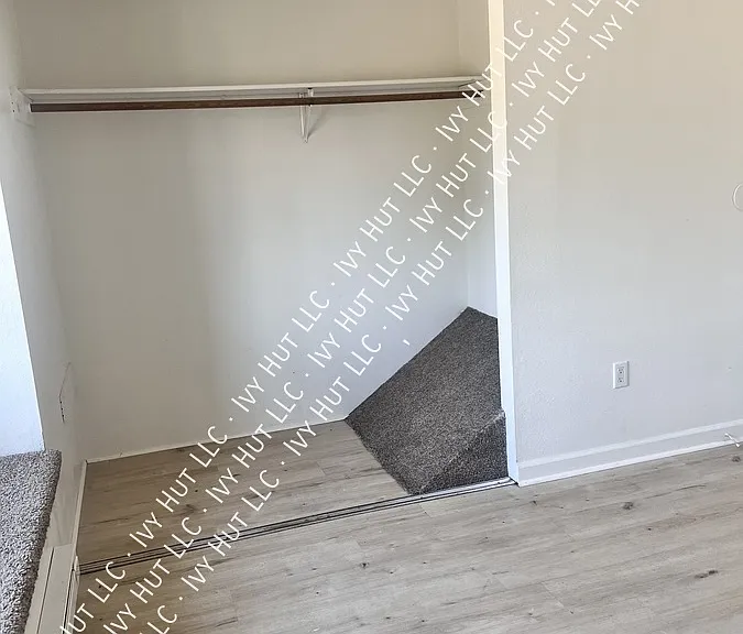 3402 E G St — Photo 28