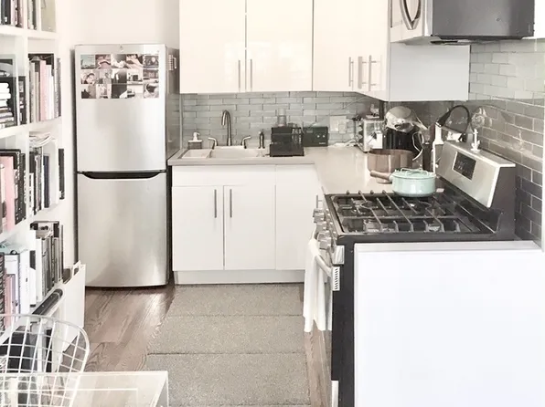 125 N Hamilton Dr APT A, Beverly Hills, CA 90211