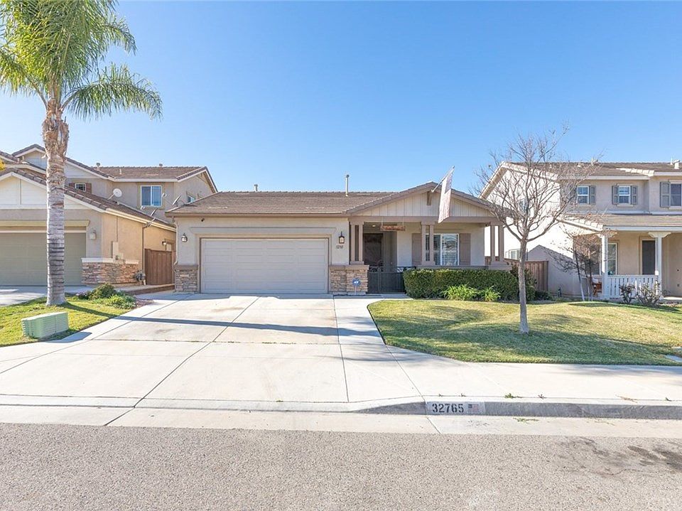 1st image of 32765 Santa Cruz Way