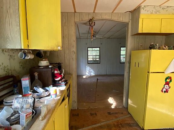 4th image of 7960 W Gum St